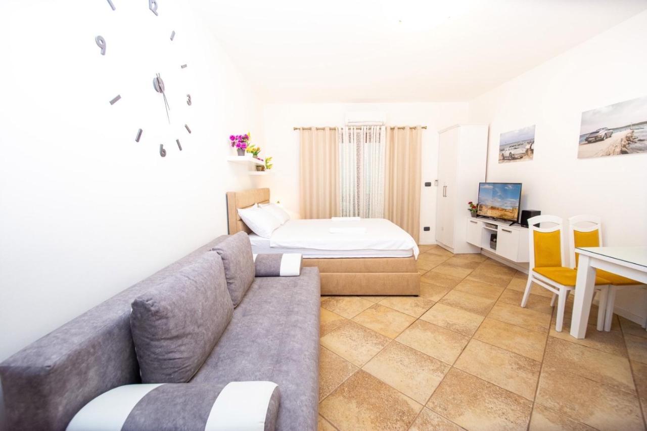 Apartment Studio Premier Rafajlovići Exteriör bild