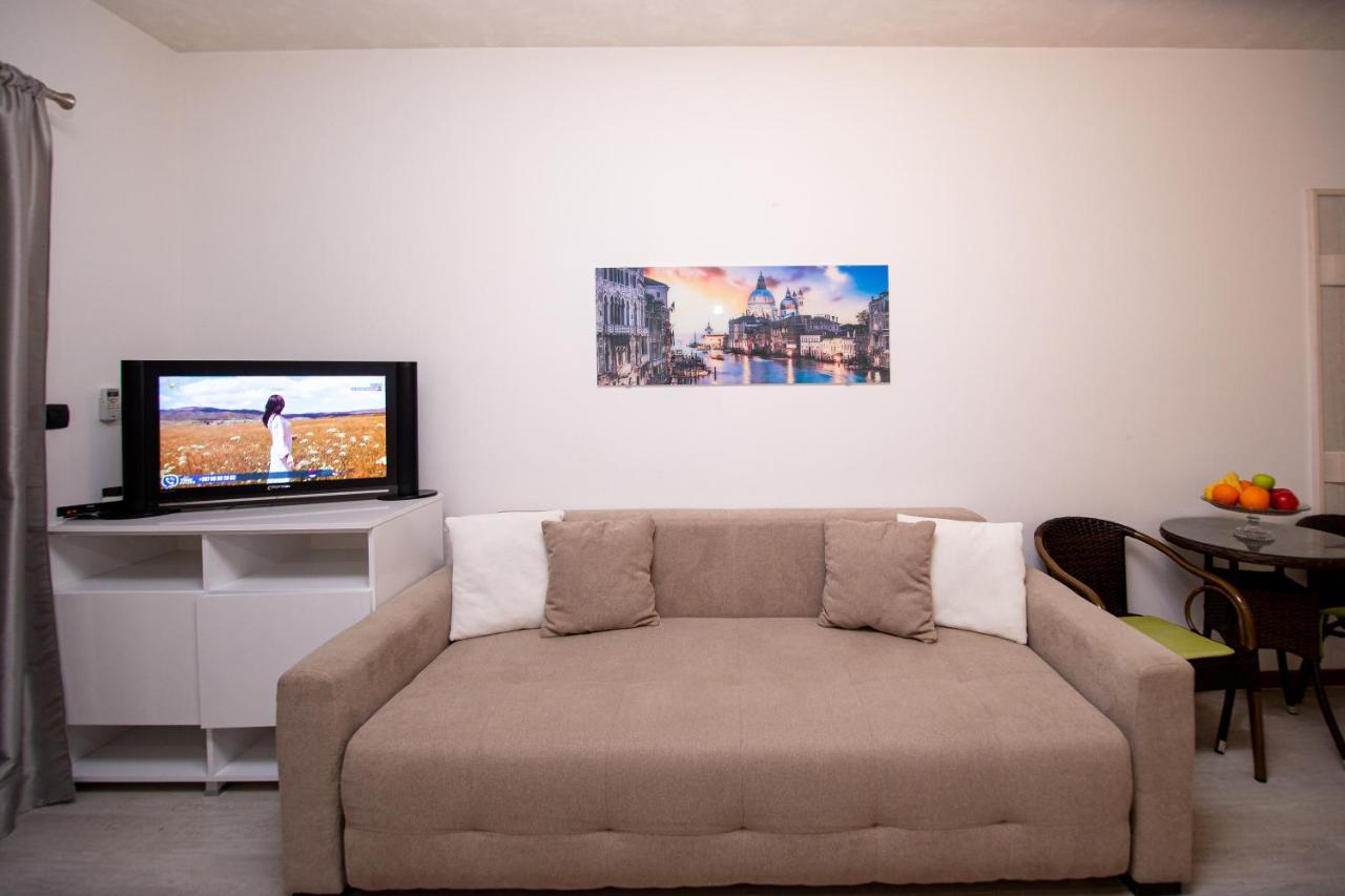 Apartment Studio Premier Rafajlovići Exteriör bild