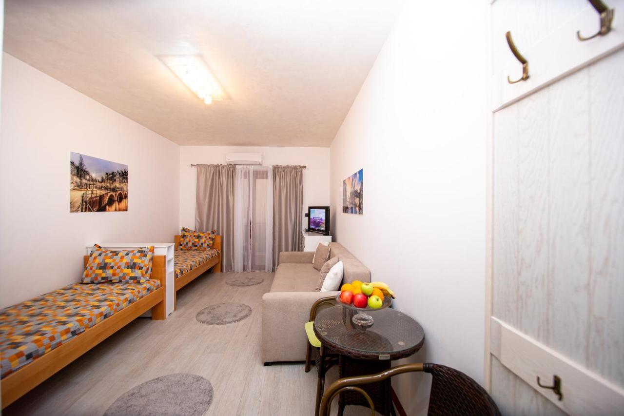 Apartment Studio Premier Rafajlovići Exteriör bild